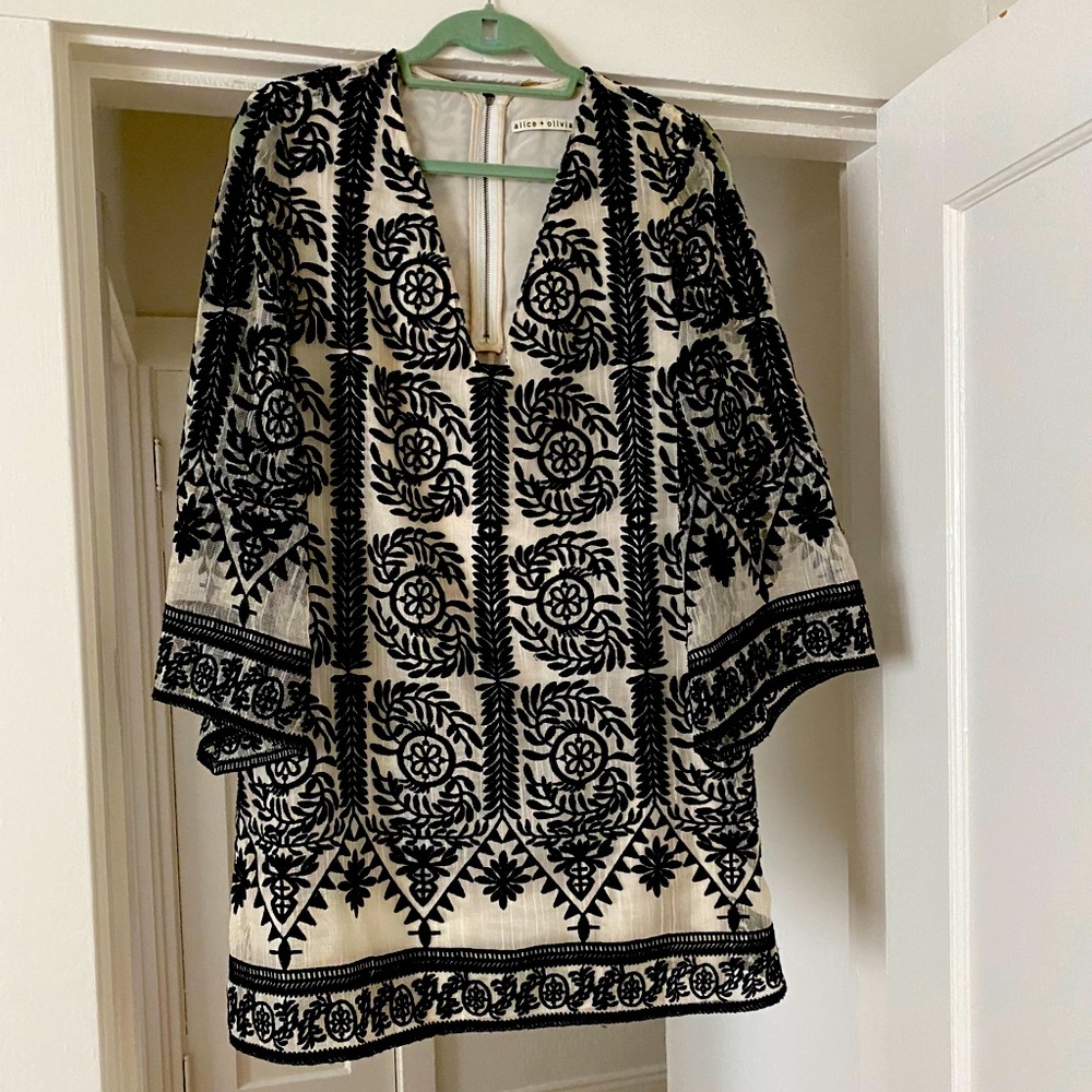 Alice + Olivia Black Velvet Embroidered Dress
